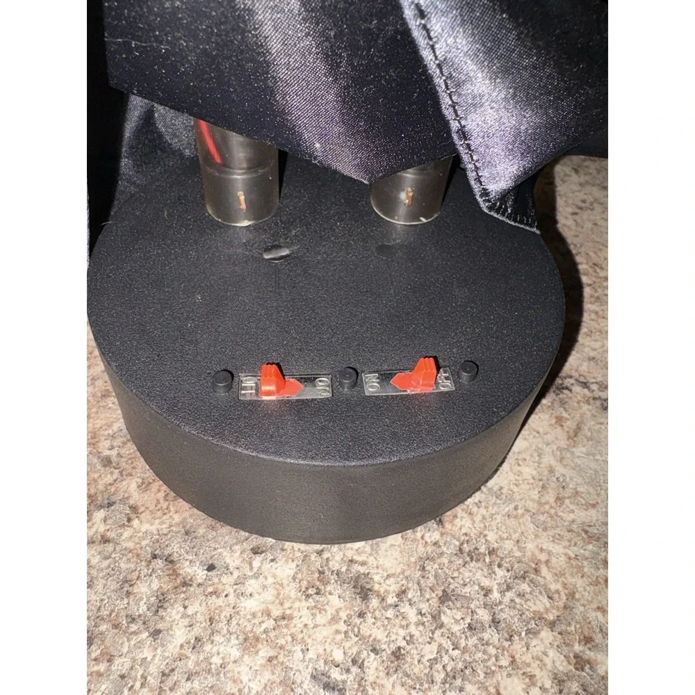 Vintage 80s Halloween Witch w/ Skull 15